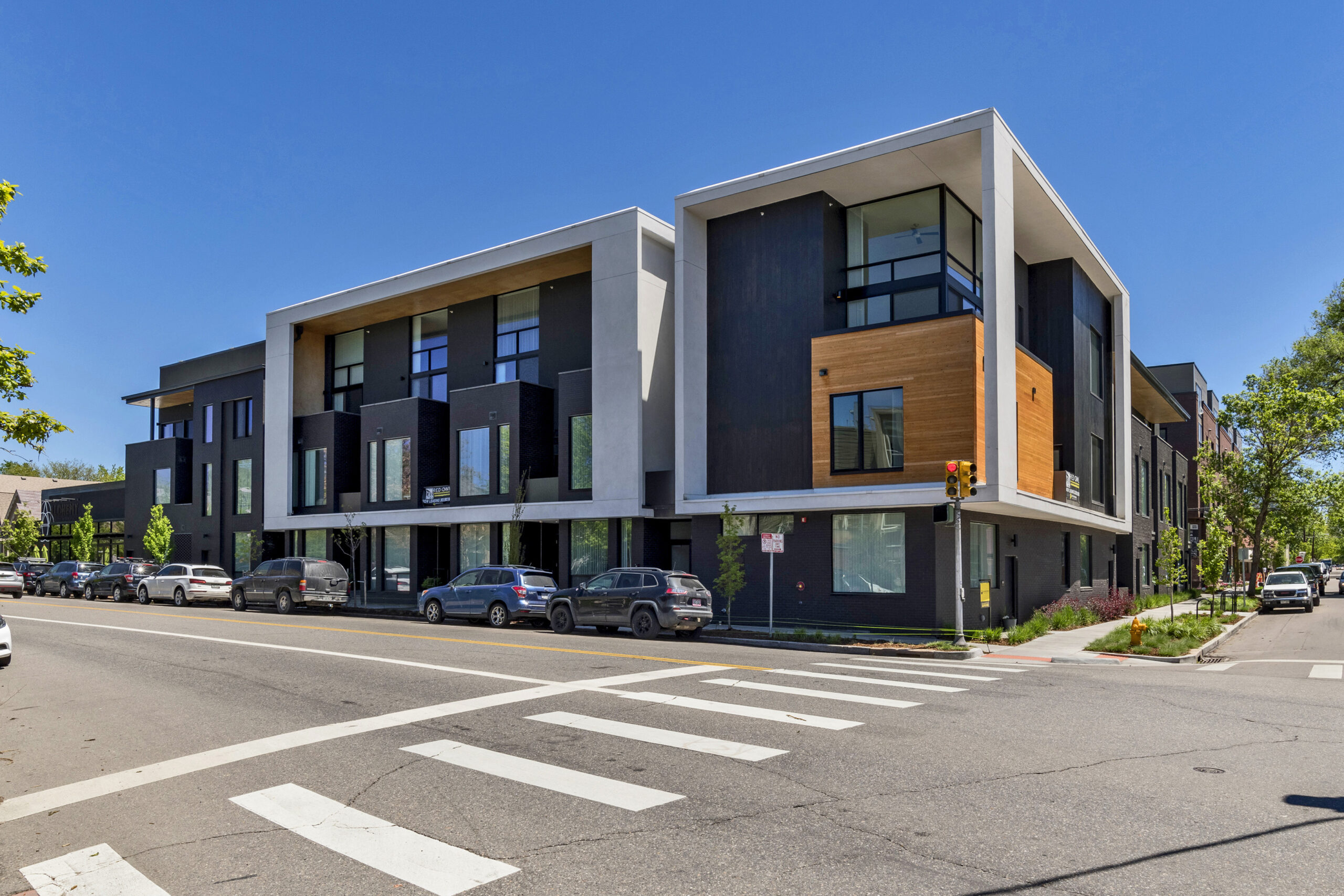 Buyer Of Apartment Building In West Washington Park Aims To Own 1,000